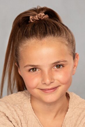 Headshot of Olivia